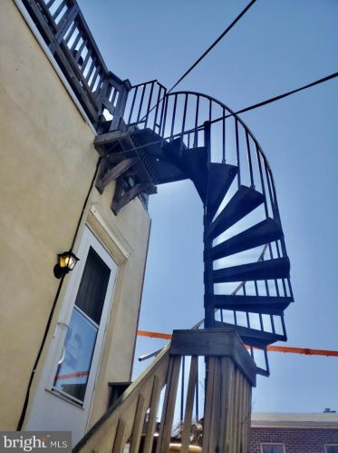 1016 6 St, Philadelphia PA 19140-2314 exterior