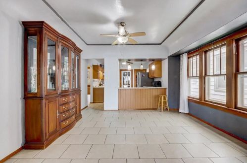 3030 15 Pl, Milwaukee WI 53215-3721 exterior