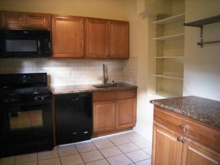 152 Grape St, Philadelphia PA  19127-1440 exterior