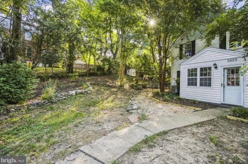 5823 Monticello Rd, Alexandria VA 22303-1302 exterior