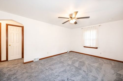 2414 Webster Ave, Pittsburgh PA 15122-3571 exterior