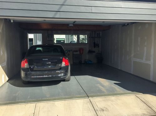 2629 Hamlin Ave, Chicago IL 60647-1009 exterior