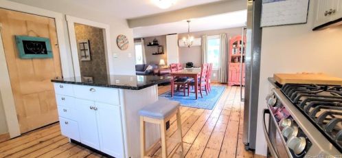 138 Fair St, Wallingford, CT 06492-4210