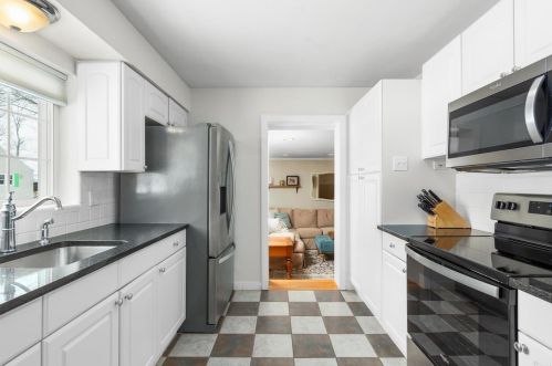 21 Winnetka Ln, Saint Louis MO 63122-3252 exterior