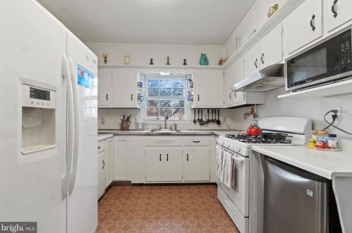 10 Argyle St, Rockville MD 20850-4417 exterior