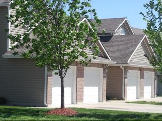 1860 Timbercreek Ct, Blue Springs MO  64014-3320 exterior