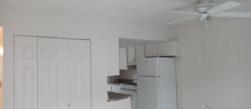 1224 Collier Ct, Waukegan IL 60085-7658 exterior