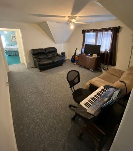 38 Chase Ave, Springfield MA 01108-1601 exterior