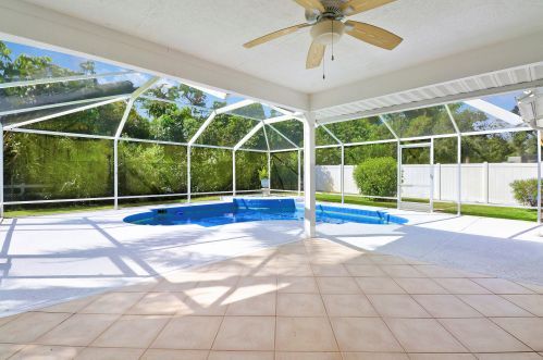 1826 Leafy Rd, Fort Pierce FL  34953-1392 exterior