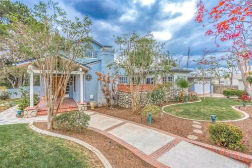 1100 Fern Dr, Fullerton, CA 92833-2310