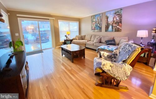 271 Ashmore Ave, Trenton NJ 08611-1322 exterior