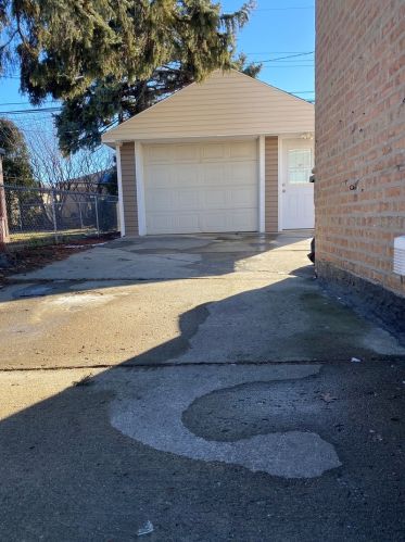 4201 82 Pl, Chicago IL 60652-2229 exterior