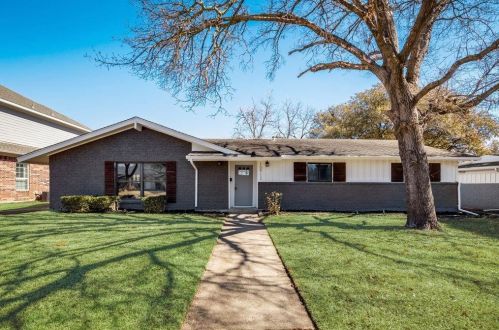 10912 Beauty Ln, Dallas, TX 75229-3832