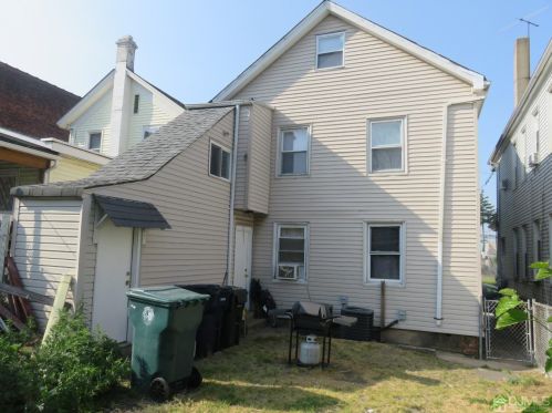 75 Commerce St, Perth Amboy, NJ 08861-4234