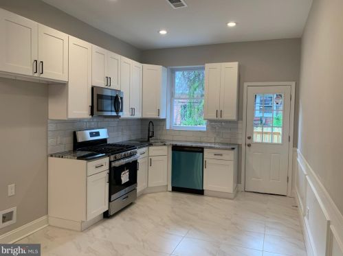 4914 9th St, Philadelphia PA  19141-3926 exterior