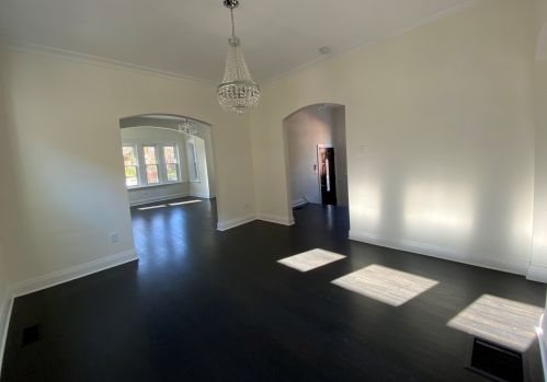 1923 Austin Blvd, Chicago IL 60804-1657 exterior