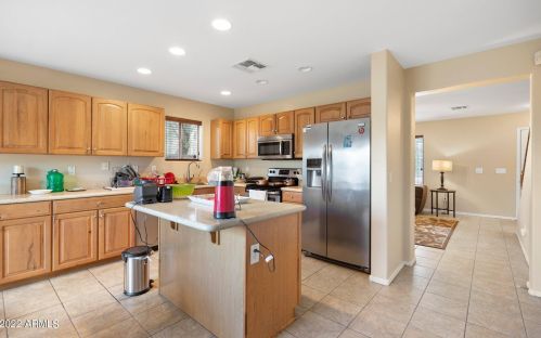 7302 37 Dr, Phoenix AZ 85029-3111 exterior