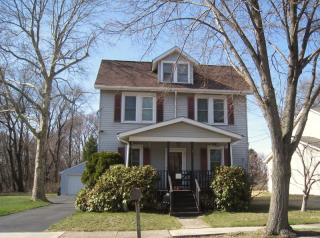 4 Mandl St, Trenton, NJ 08619-3604