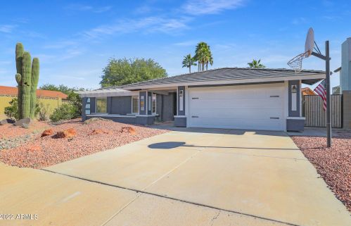 14447 20th St, Phoenix, AZ 85022-4647