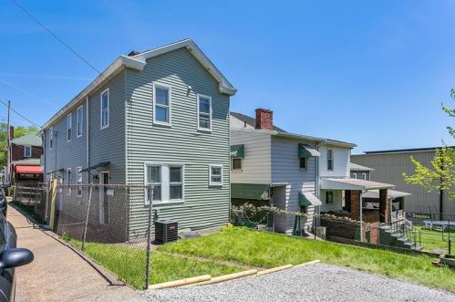721 Laurel St, Pittsburgh, PA 15238-3405