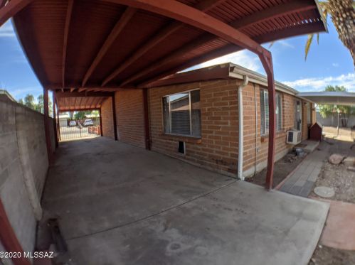 1164 Edgewater Dr, Tucson AZ 85704-2415 exterior