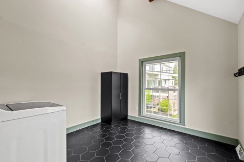 1521 Candlewood Dr, Pittsburgh PA  15241-2909 exterior