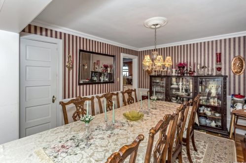 66 Ave, Valley Stream NY 11580-3230 exterior