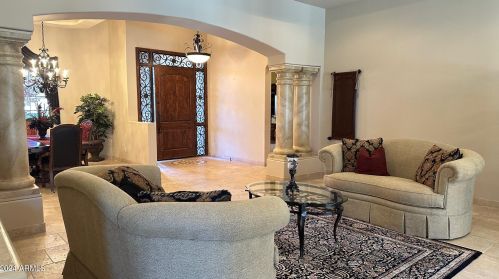 1681 Jay Pl, Chandler AZ 85286-7036 exterior