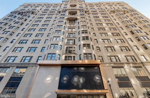 135 19th St, Philadelphia PA  19103-0011 exterior