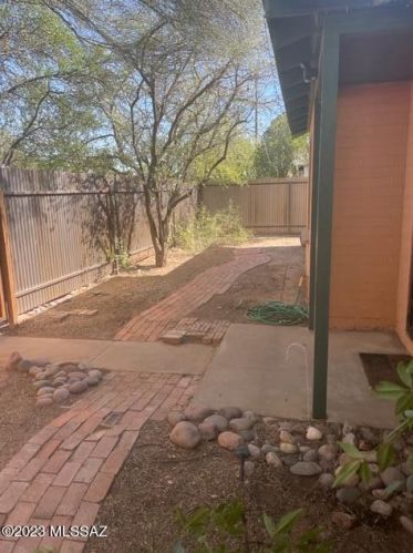 4242 Lester St, Tucson AZ  85712-3117 exterior