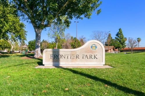 14472 Birmingham Pl, Tustin CA 92780-5708 exterior