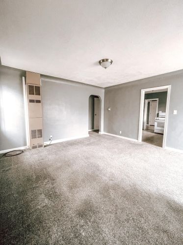 1054 Amity Ave, Meskegon MI  49442-3711 exterior