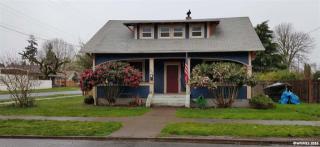 586 6th St, Independence, OR 97351-1708