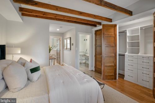 618 3 St, Washington DC 20002-4942 exterior