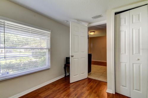 208 Broad St, Tampa FL  33604-4004 exterior