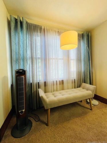 401 Adams St, Manchester CT  06042-2765 exterior