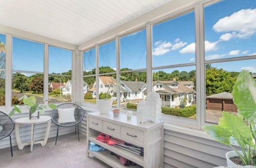 316 Monroe St, New Britain CT 06052-1628 exterior