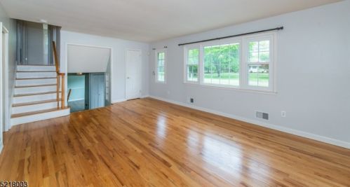 304 Patton Ave, Piscataway NJ  08854-3630 exterior