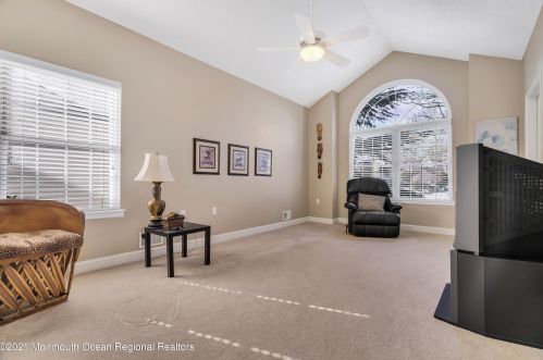 25 Cypress Pt Ln, Jackson Twp NJ 08527-4016 exterior