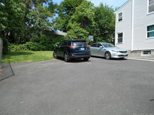 88 Clark St, New Britain, CT 06051-1134