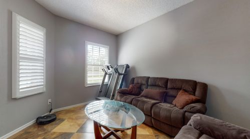 2081 Burlington St, Fort Pierce FL  34984-4350 exterior