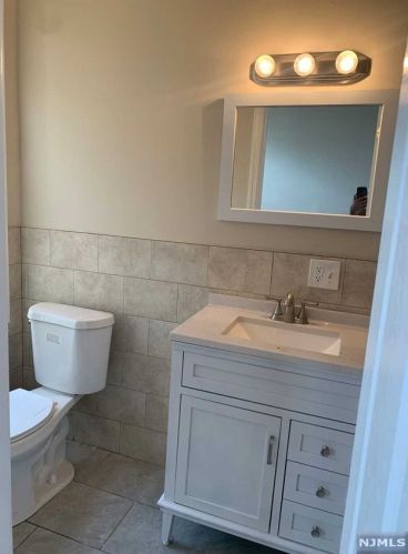 680 18th Ave, Irvington NJ  07111-4453 exterior