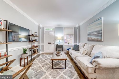 659 Columbus St, Alexandria VA  22314-1848 exterior