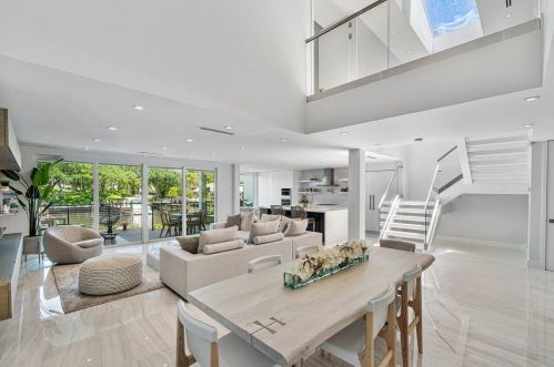 5256 Boca Marina Cir, Boca Raton FL  33487-5247 exterior