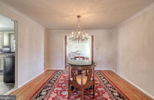 100 Acadia Dr, Riverton NJ 08077-3136 exterior