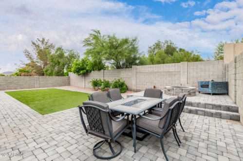 17848 15th St, Phoenix AZ  85022-1296 exterior