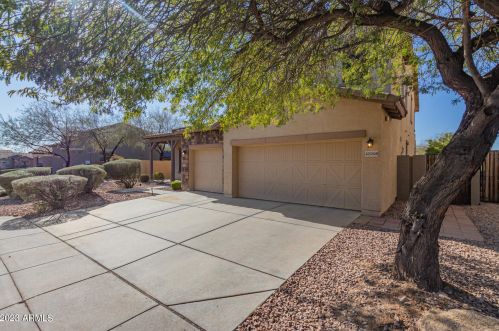42908 46th Ave, Phoenix AZ  85087-5973 exterior