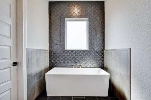 555 Mystic Pkwy, Spring Branch TX 78070-5267 exterior