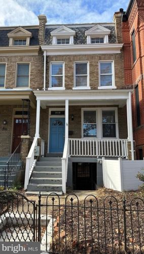 218 14th St, Washington DC  20003-2331 exterior