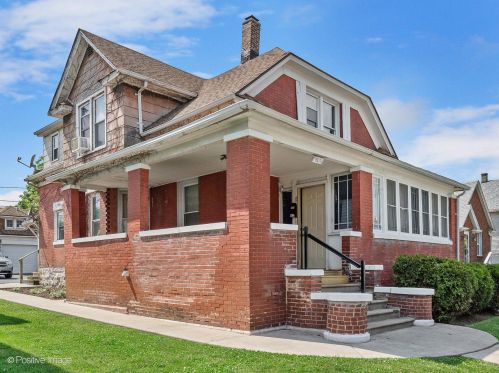 1013 Elizabeth St, Joliet, IL 60435-4589